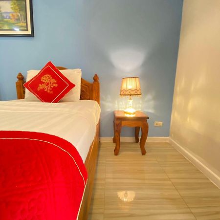 Golden Lotus Namkhan View Luang Prabang Exterior photo