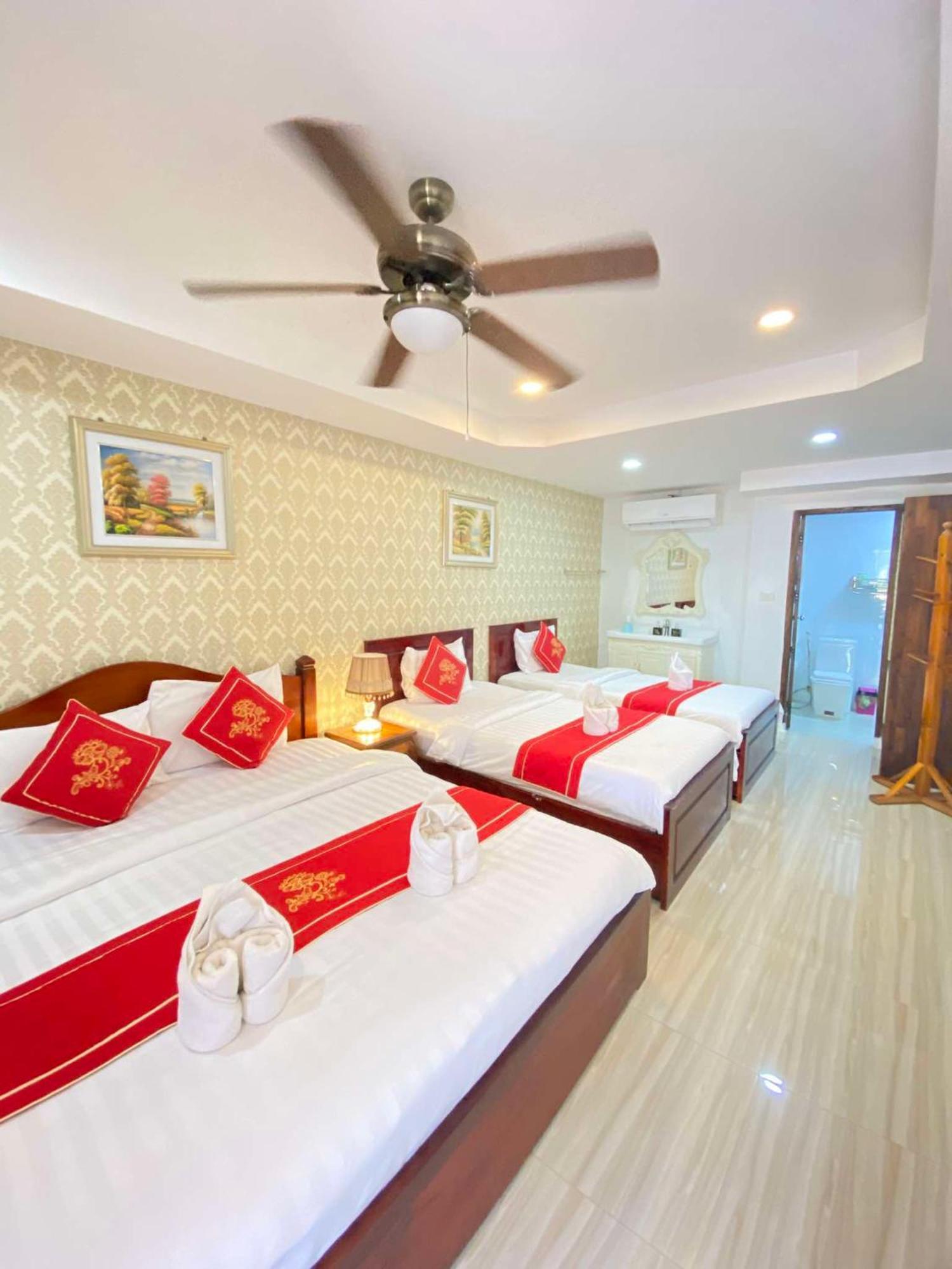Golden Lotus Namkhan View Luang Prabang Exterior photo